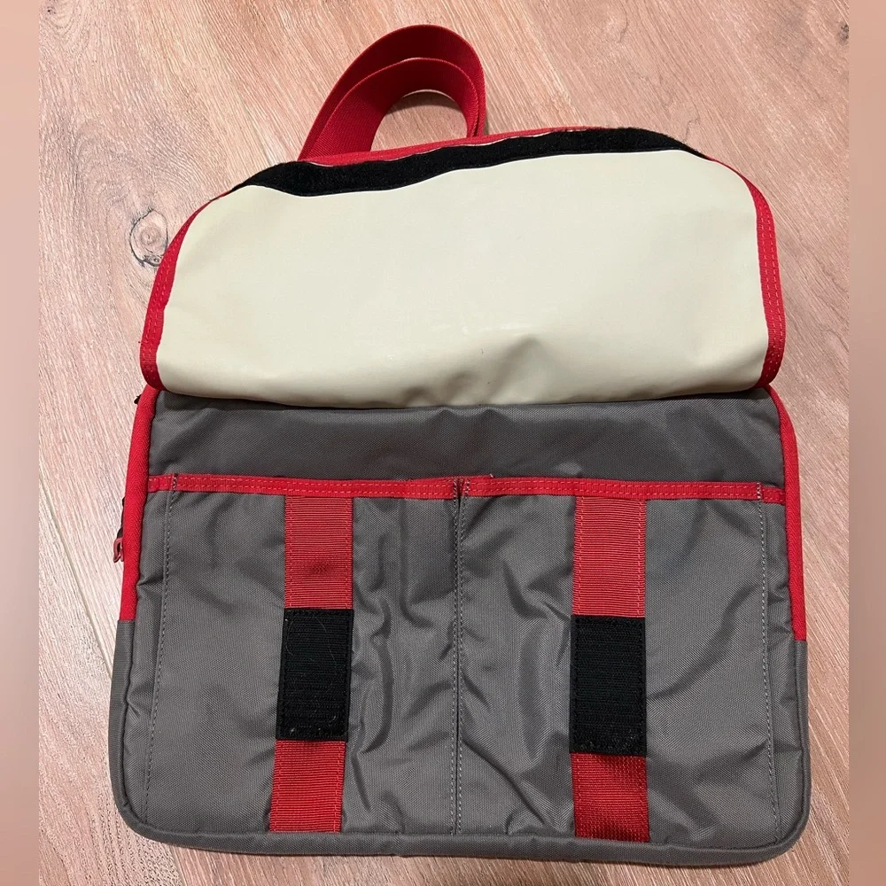 Timbuk2 Gray and Red Laptop Bag 15” by 11” padded crossbody